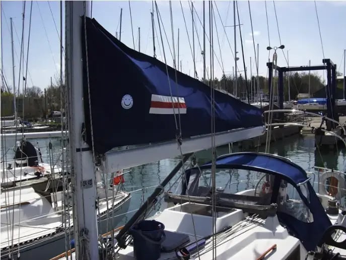 sail on boat