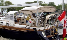 Sabre 42 Dodger Bimini