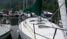 Beneteau 323 Dodger Bimini