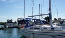 Catalina 350 Dodger Bimini