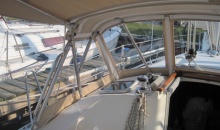 Beneteau 331 Dodger Bimini